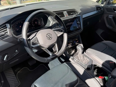Volkswagen Tiguan Luxury - ODO: 45.000 Km 3