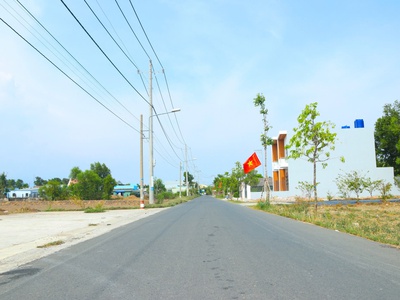Đất mặt tiền ngay sát chợ Cần Đước 5