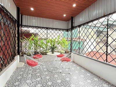 Lô góc 3 mặt thoáng 45m2 4 tầng full nội thất Ngã tư Minh Khai Chợ mơ 9,5 tỷ 1
