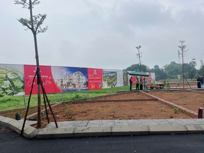 Em vân có lô đất siêu đẹp gần đhqg tại hoà lạc giá chỉ nhỉnh 3 tỷ 1
