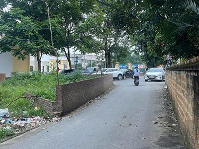 Đất Phú Cát ngay UBND xã, sát sân vận động, chỉ hơn 3 tỷ 4