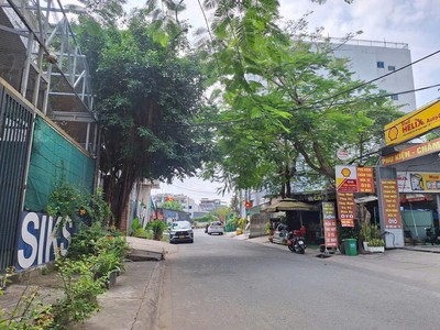 Đất làng đại học, xây tự do 7 tầng,10x20m, 18.3 tỷ 0