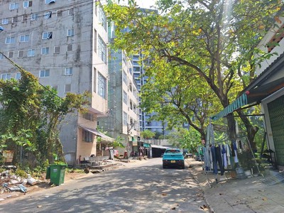 Đất làng đại học, xây tự do 7 tầng,10x20m, 18.3 tỷ 2