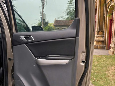 Bán Xe Bán Tải 2 Cầu 4x4   Giá Chỉ 300tr 6