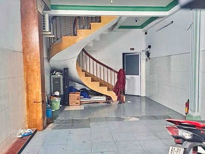 Mặt tiền nội bộ sát bên Trần Hưng Đạo - Võ Văn Kiệt, thuận tiện di chuyển đi các quận, tiện ích bủ 2