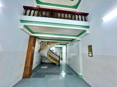 Mặt tiền nội bộ sát bên Trần Hưng Đạo - Võ Văn Kiệt, thuận tiện di chuyển đi các quận, tiện ích bủ 10