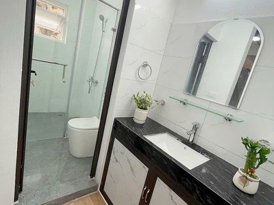 Tập thể Cục Đo Lường Chất Lượng - Cổ Nhuế - oto chạy vòng quanh toà nhà - sát Học viện cảnh sát, khu 5