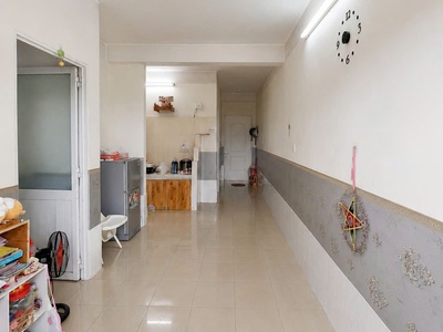 Cho thuê căn hộ 2PN, căn góc thoáng mát, sát sông Hàn 0