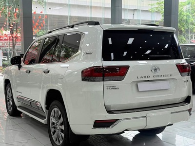 Bán Land Cruiser LC300 sản xuất 2025, siêu lướt 5000Km 2