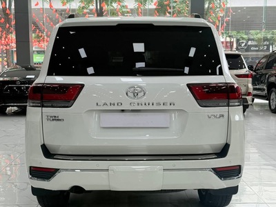 Bán Land Cruiser LC300 sản xuất 2025, siêu lướt 5000Km 3