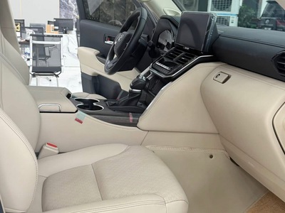 Bán Land Cruiser LC300 sản xuất 2025, siêu lướt 5000Km 9