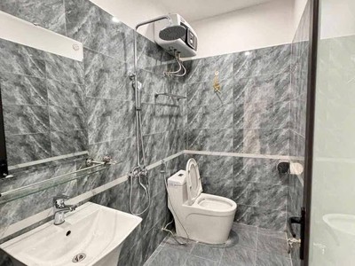 Căn nhà 3 tầng - Xây độc lập - Mặt ngõ thông 4m - Ngay gần ngã tư Đông Lãm - Đa Phúc 2