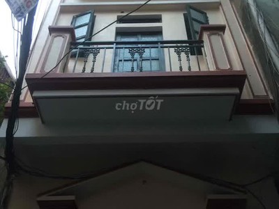 Cho thuê nhà 3 tầng ngõ 184 đường Trần Khát Chân, Hai Bà Trưng, Hà Nội. 2
