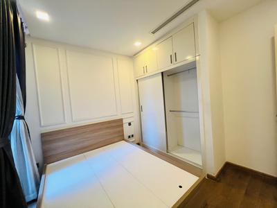 Cho Thuê Căn Hộ CC Khu Vinhomes CentralPark Landmark 81: 25 củ 7