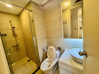 Cho Thuê Căn Hộ CC Khu Vinhomes CentralPark Landmark 81: 25 củ 8