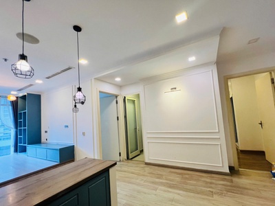Cho Thuê Căn Hộ CC Khu Vinhomes CentralPark Landmark 81: 25 củ 9