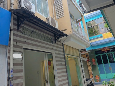 Nhà Đẹp Quận 11, Cách Mặt Tiền Lãnh Binh Thăng Chỉ 15M 1