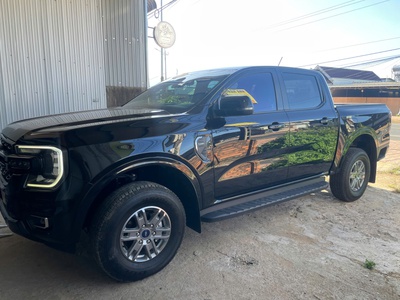 Ford Ranger Std 2023 1 cầu Đen- 560 triệu 2