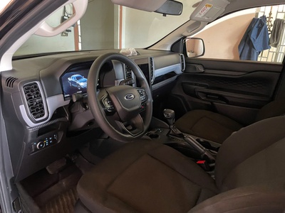 Ford Ranger Std 2023 1 cầu Đen- 560 triệu 3