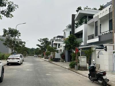 Bán đất phân lô tại Định trung, Vĩnh yên, Vĩnh Phúc. DT 150m2 giá chỉ 27 triệu/m2 3