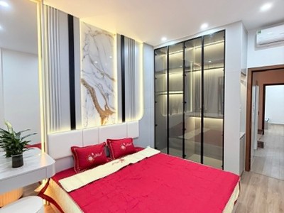Hiếm lô góc 3 thoáng phố Hồng Mai full nội thất 9,5ty 3