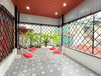 Hiếm lô góc 3 thoáng phố Hồng Mai full nội thất 9,5ty 5