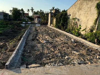 Sở hữu ngay lô đất đẹp gần đường lớn và chợ quyết tiến 4