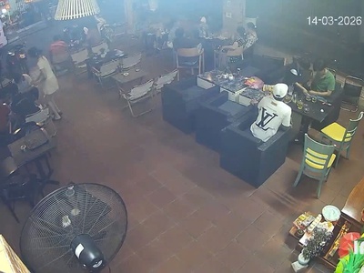 Sang quán cafe - mặt tiền 8m- có phòng ở lại 5