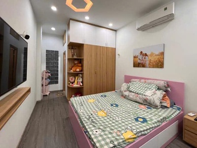 Tân Bình- Nhà 3 tầng ô tô đỗ cửa- 72m2- Gần Trường Chinh- Giá 6 tỷ 3 tl 2