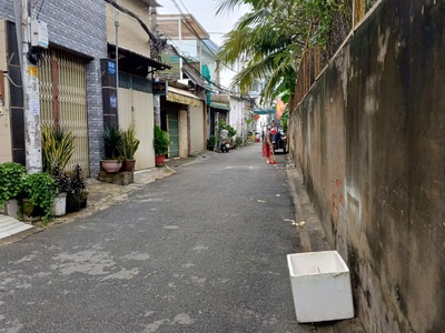 Bán nhà 3 tầng - ô tô đỗ cửa, Phan Huy Ích, Gò Vấp- 70m2- Giá 6 tỷ 4 2