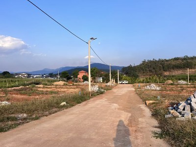 Cần bán đất ngang 12m full thổ cư hạ tầng hoàn chỉnh 0
