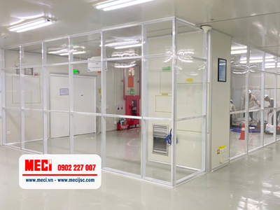 Tiêu chuẩn vách nhựa PVC trong sau khi lắp đặt 2