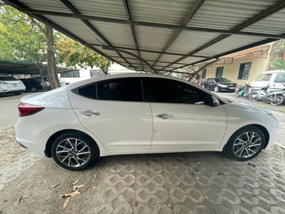 Hyundai Elantra 2022 Trắng 25000 km- 495 triệu 0