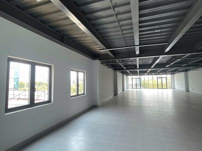 Cho thuê văn phòng đường phan đăng lưu hải châu đà nẵng   220m , thang máy, pccc, giá 21 triệu 1