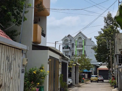 Bán gấp đất thổ cư 66m2 mặt tiền võ văn hát q9 chỉ 3.7 tỷ hướng đông bắc sổ đỏ chính chủ liên hệ 1