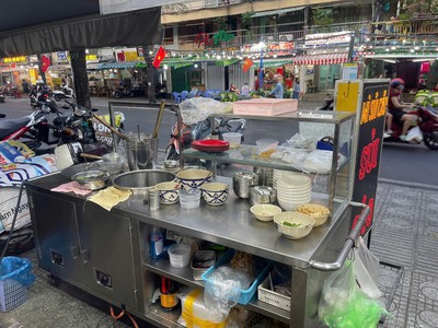 Quận 10 sang quán mì tươi sủi cảo, đẹp lắm, mt sư vạn hạnh , mt phố ẩm thực, tầng trệt cc ngô 2
