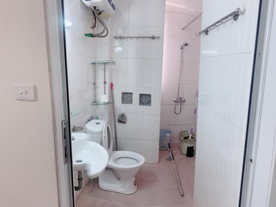 Cho thuê chung cư TX05 - 43 Ngụy Như Kon Tum. 70m, 2PN 2VS, đủ đồ 10 triệu 0
