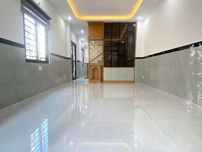 Tân Bình - Chủ gửi Bán nhà ở 2 tầng 60m2- HXH thông Trường Chinh Gần sân bay- Giá 5 tỷ 1 2