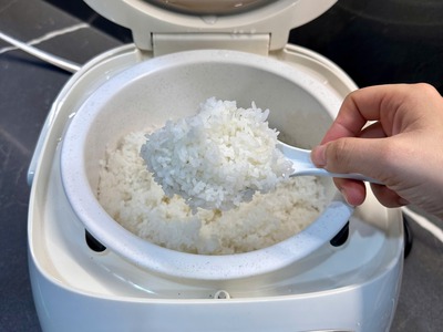 Nồi cơm  URC815 3