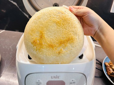 Nồi cơm  URC815 1