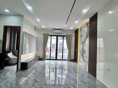Nhà mới đẹp 6 tầng thang máy gần phố Lê Duẩn ngõ nông thông thoáng 55m2 trước nhà rộng, hơn 12 tỷ 5