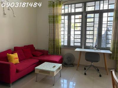 Cho thuê căn hộ trung tâm sáng thoáng, full nội thất 1