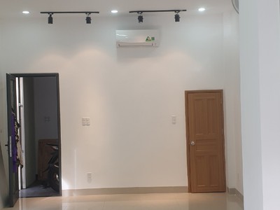 Cho thuê mặt bằng 21 Cô Giang, lối đi riêng biệt 2