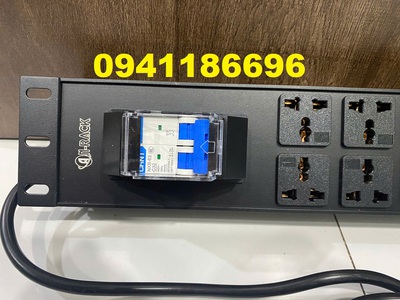 Phân phối thanh nguồn PDU 6-8-12 ổ cắm đa năng 32A có kèm dây nguồn hãng Anrack 6