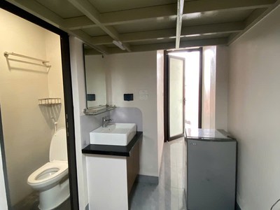 Cho thuê phòng mới   ô cách, long biên   ở ngay 0