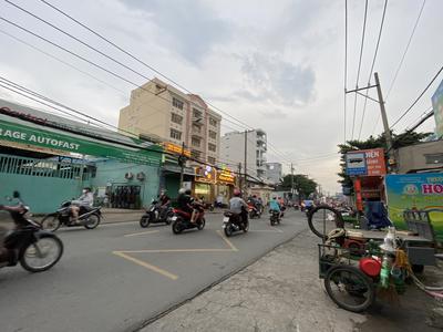 Cho Thuê Nhà Mặt Tiền Đường Bình Long Quận Tân Phú.DT:710m2.Giá 90 triệu 0