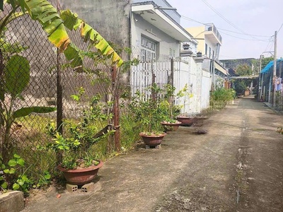 Cần bán 100m2 10x10 đất thổ cư hẻm ba gác 1