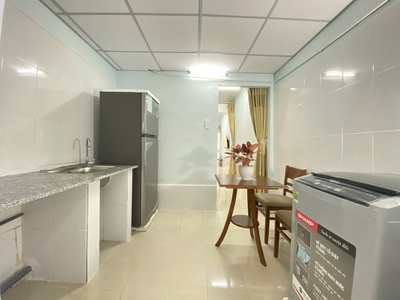 Cho thuê nguyên căn hẻm 92 xvnt bình thạnh- 33m2  chỉ 7tr5 4