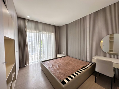 Bán biệt thự hiện đại 192 Thăng Long , khu vip Cẩm Lệ, gần nhiều tiện ích 7