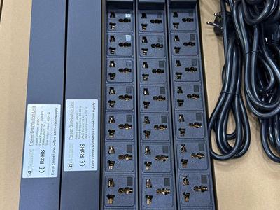 Phân phối thanh nguồn PDU 06 ổ cắm đa năng công suất 32A có kèm dây nguồn mã AR-P19M06C32CB2 6